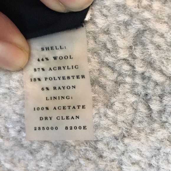 Ann Taylor Wool Classic skirt size 2P - Picture 4 of 9